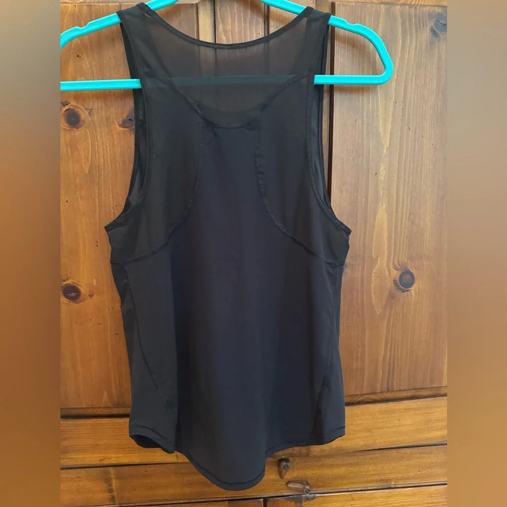 Lululemon Size 4 Singlet Racerback Tank Top - Black with Black Shear panels. EUC